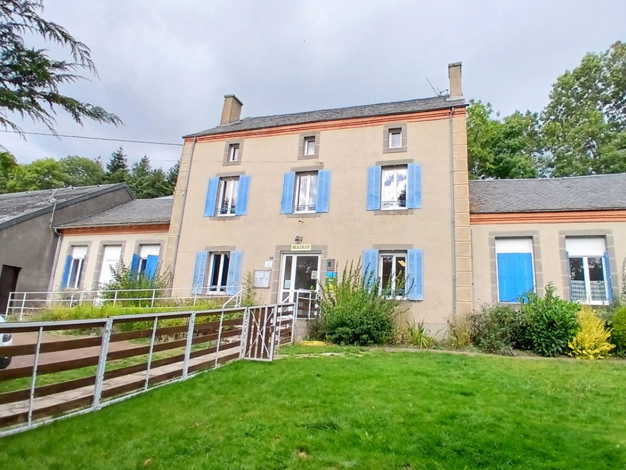 Mazoires - Cézallier - Gîte
