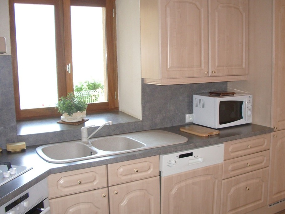 Gite avec vue imprenable proximité stations de ski de l'Oisans (Isère) - coté cuisine