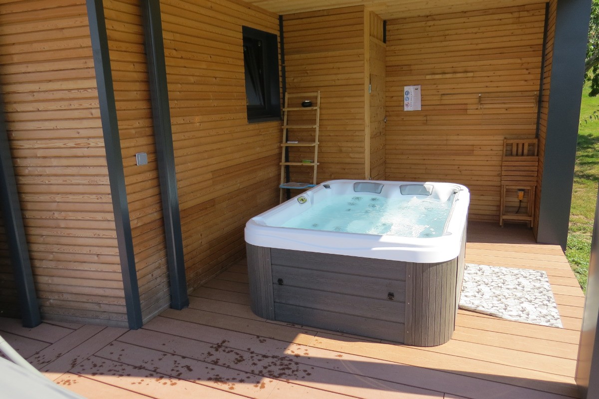 Spa privatif - Renard - Nature Cottage Vosges
