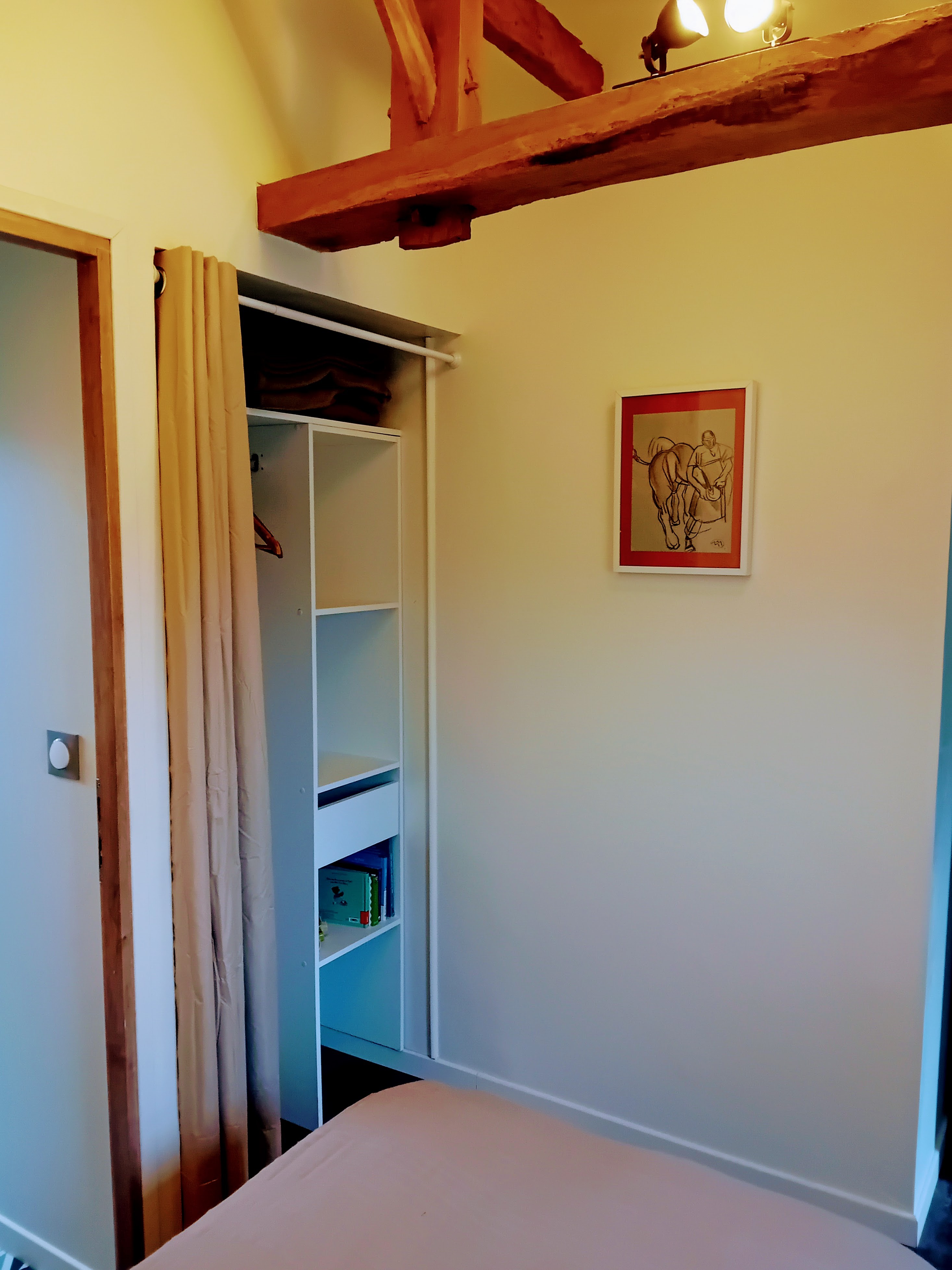 espace dressing - chambre 2 lits