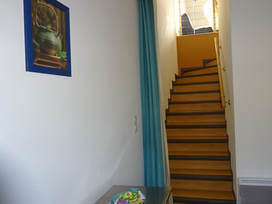 ACCÈS SALON CHAMBRES