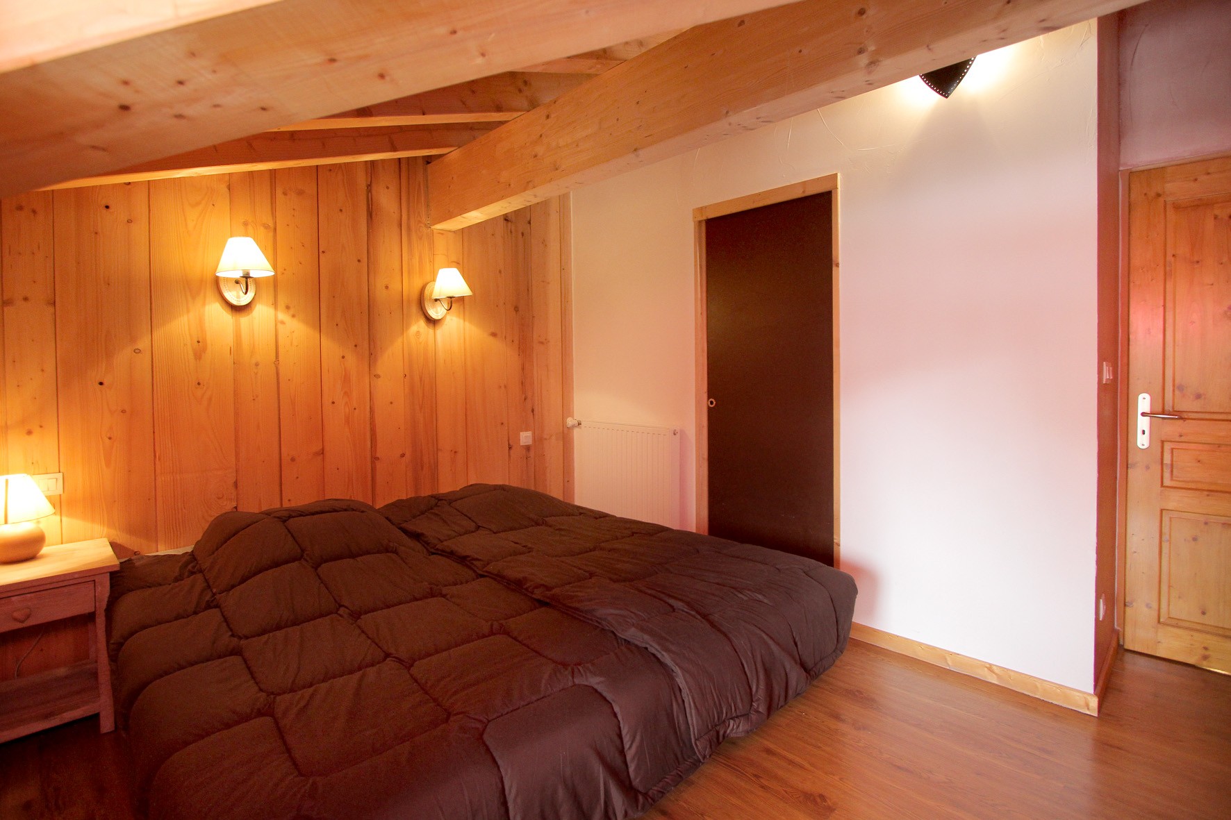 Chambre 2 à l'étage