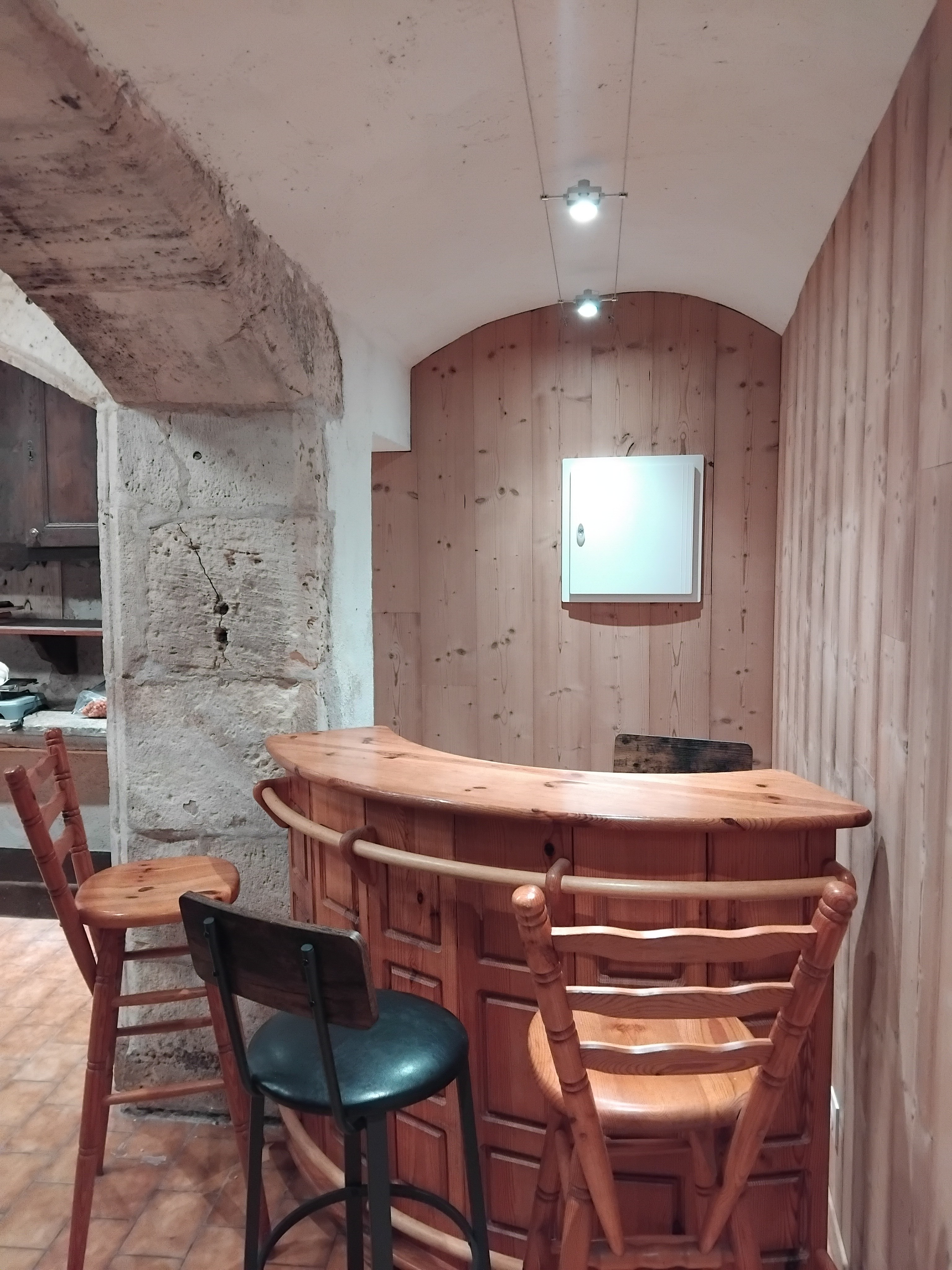 bar