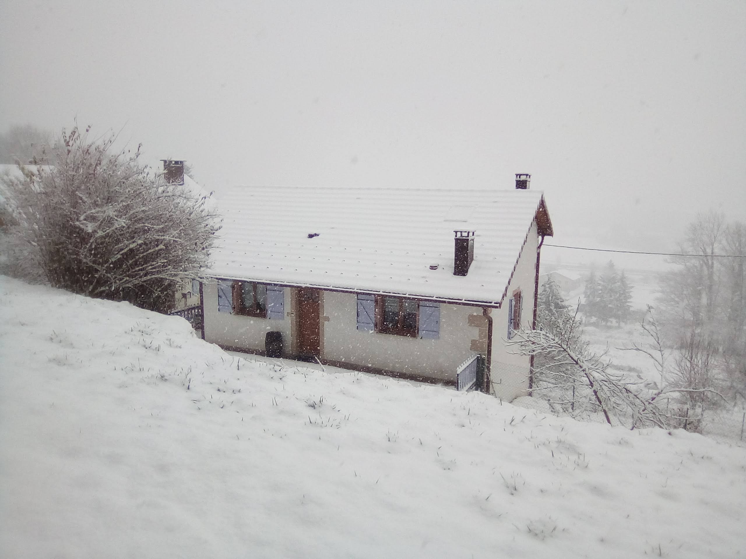Temps de neige - Gîte les azalées