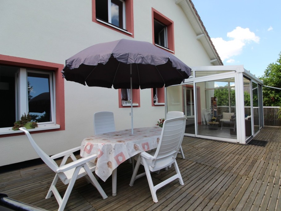 Chez Papy Roger - The terrace and the veranda