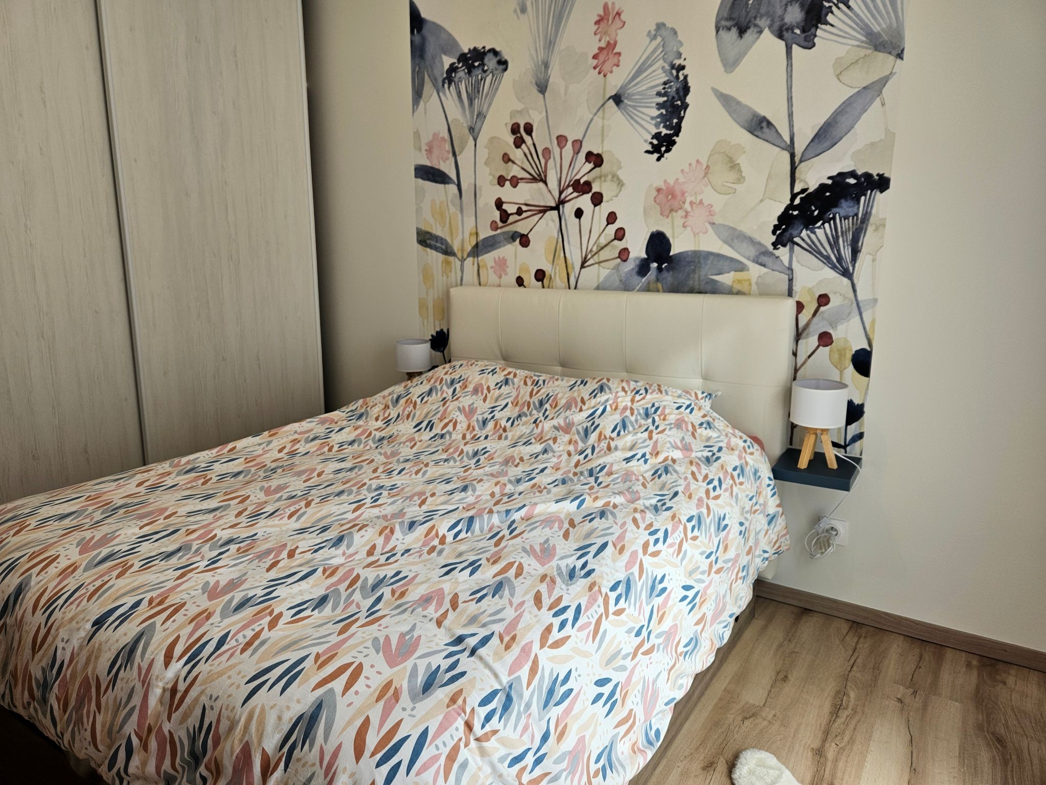 Chambre avec lit 140