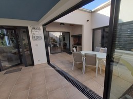 Patio vu de l'entrée