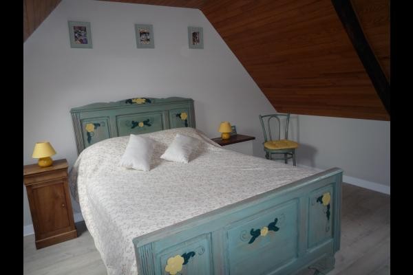 CHAMBRE A L'ETAGE