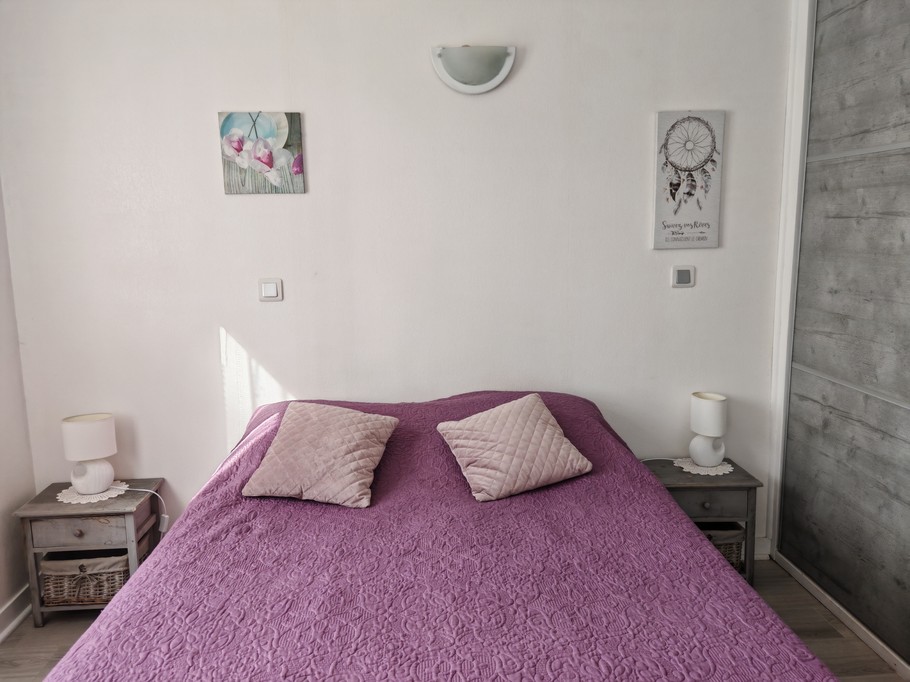 Chambre au rez-de-chaussée (1 lit 140)