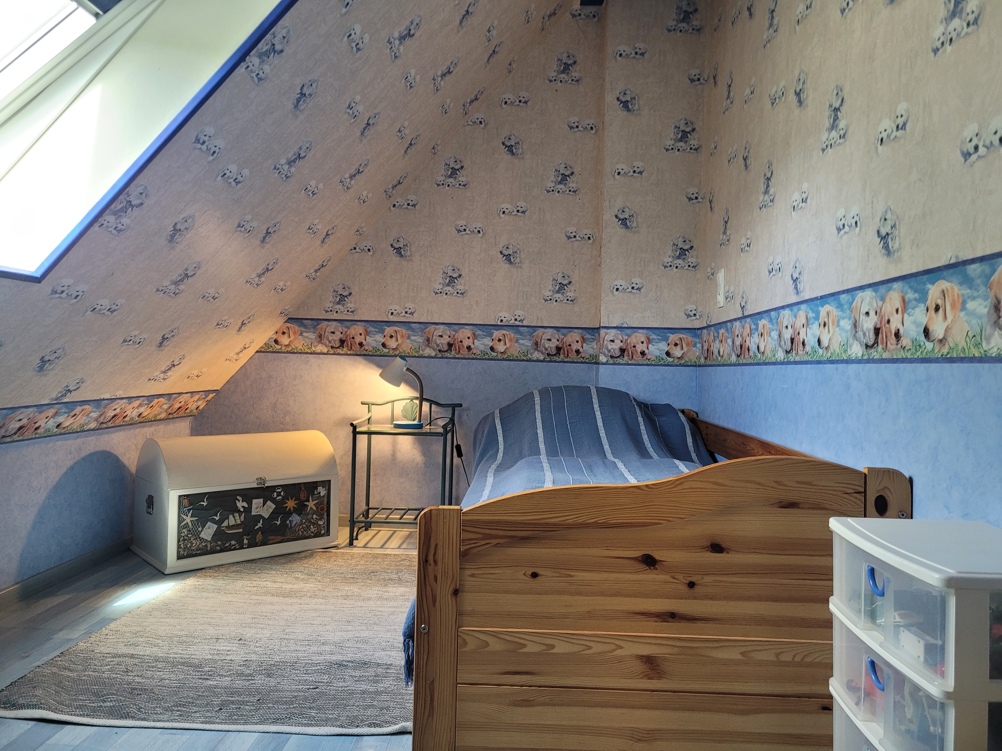 Location de vacances Paimpol, Clévacances, seconde chambre lit simple sous toit avec espace bureau