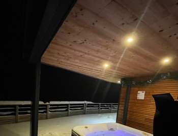 spa exterieur - renard - nature cottage vosges