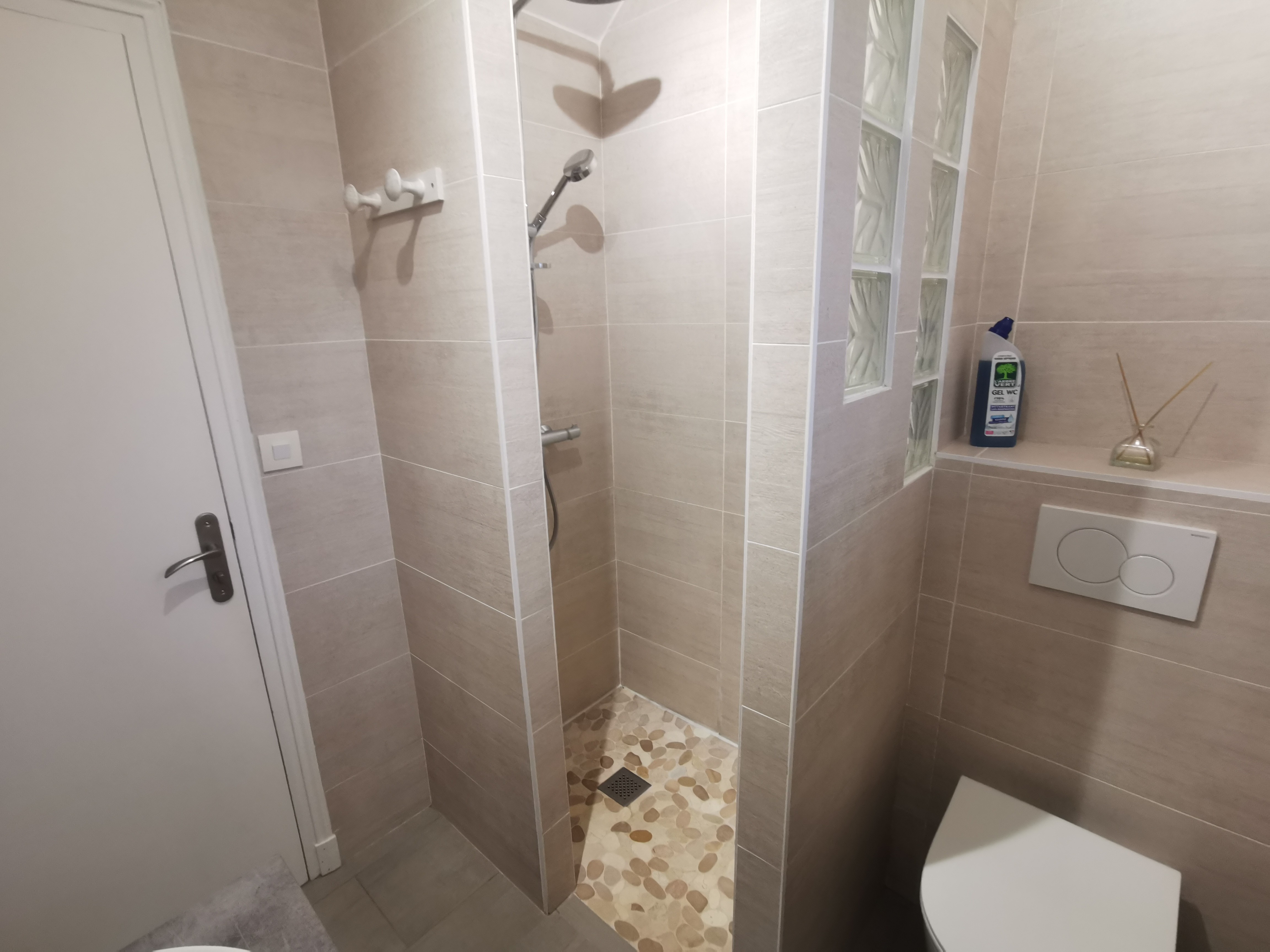douche à l'italienne