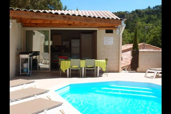 Cuisine d'été - La Grangeonne 1 (Esparron, Verdon, Provence)