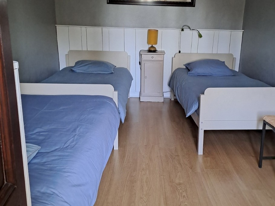 Chambre N°3 - 3 lits de 90 cm