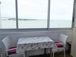 Vue sur le pont de l'ile de Noirmoutier depuis la loggia