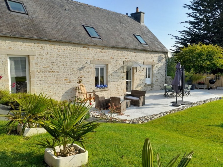 terrasse et jardin arboré