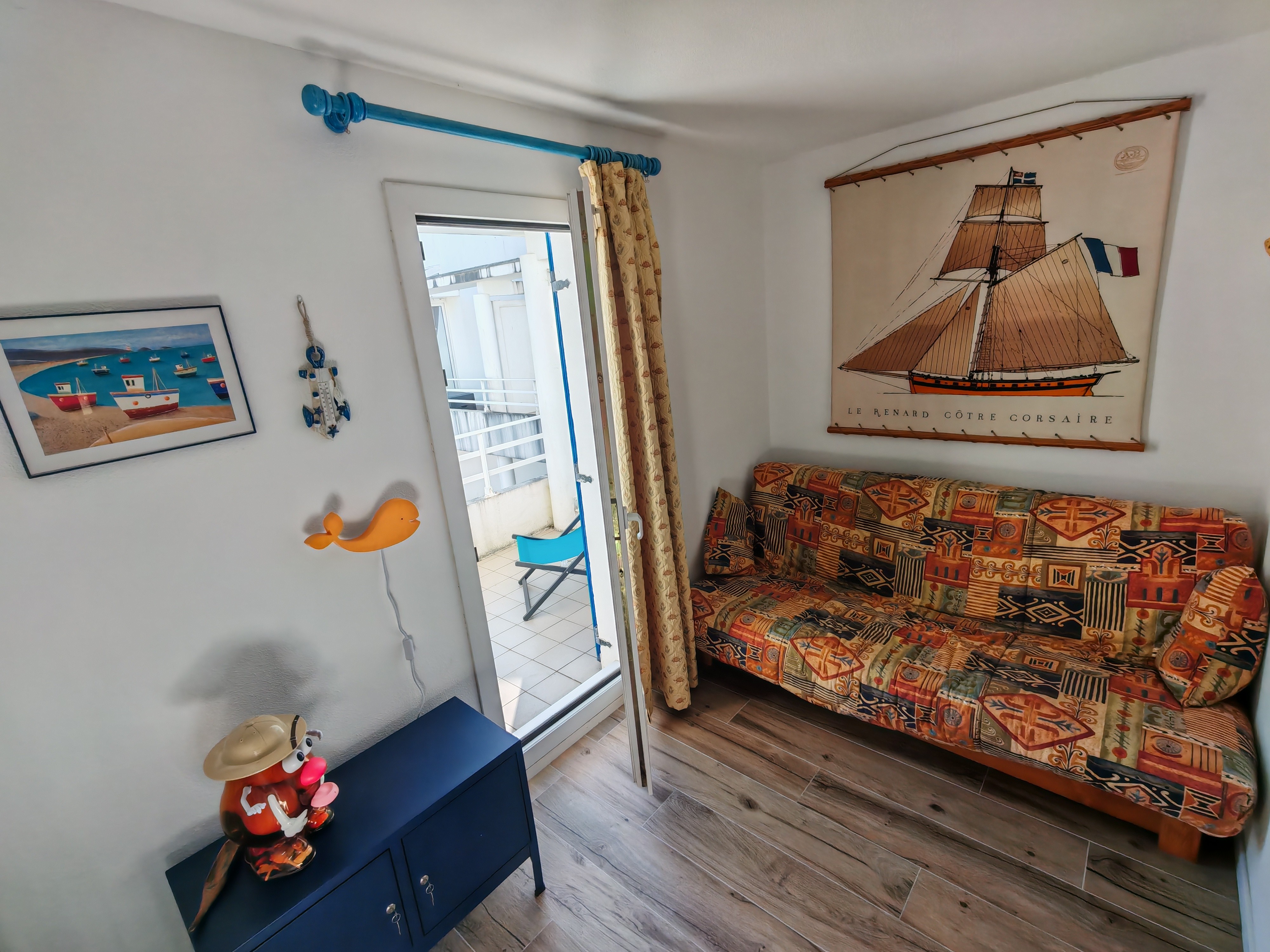 Lounge (1st floor)