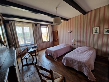 Room 2: L'An XII Bed and Breakfast – Floréal Suite