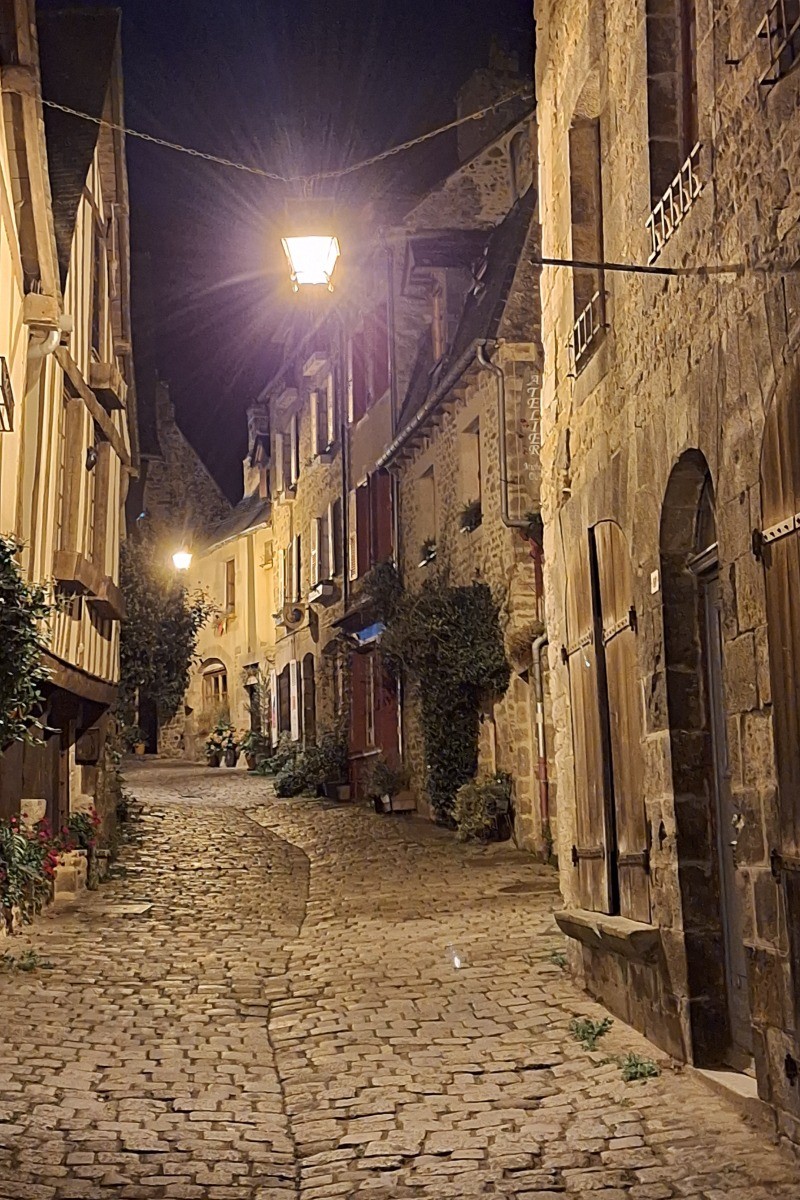 Photo le Vallon de Léhon, La côte du Jerzual à Dinan