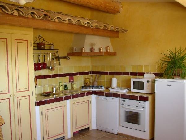 Cuisine provençale équipée
