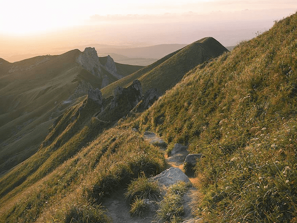 Puy de la Tache, Col de la Croix-Morand. Hiking near the chalet.