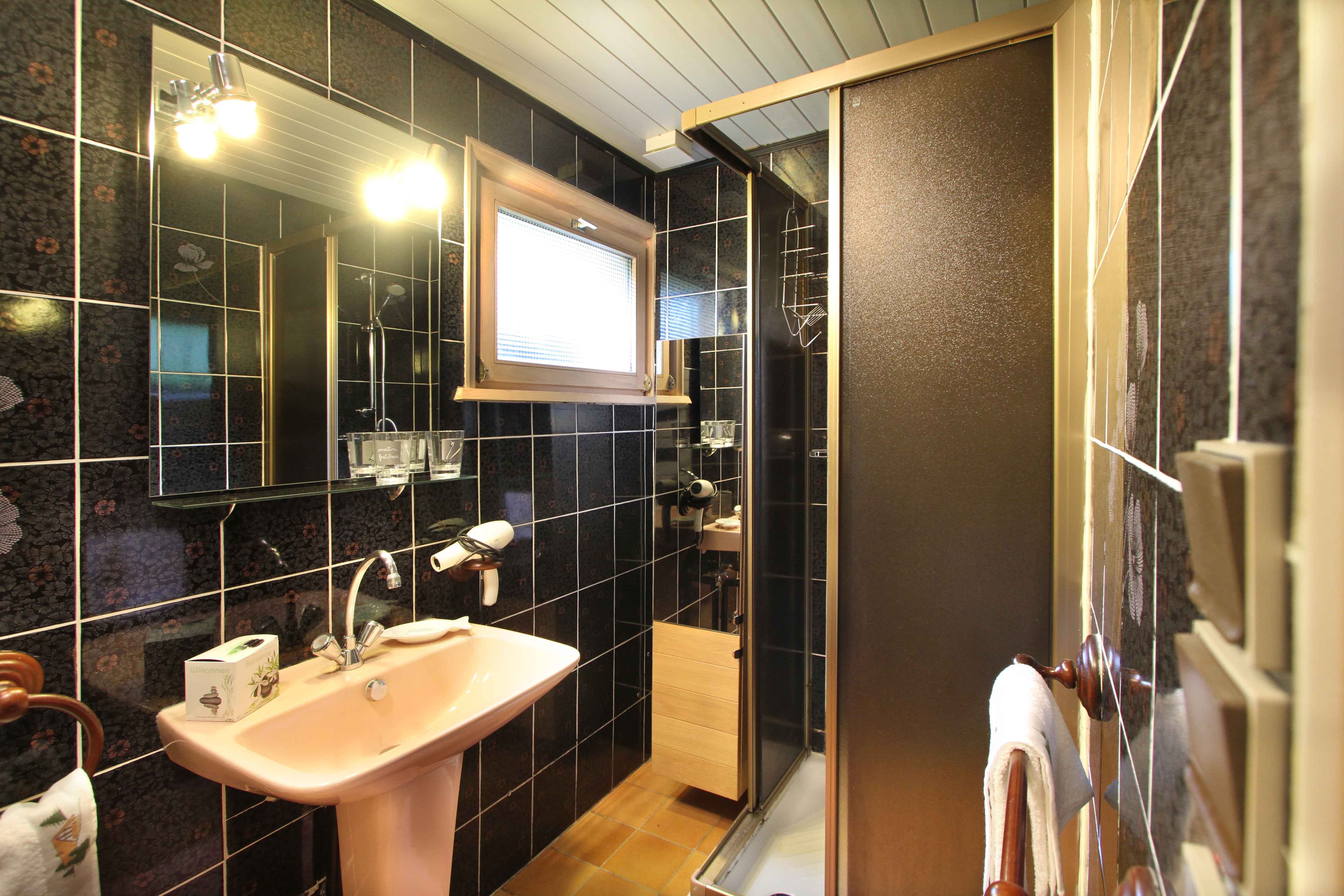 Salle d'eau - Chalet Nid Douillet