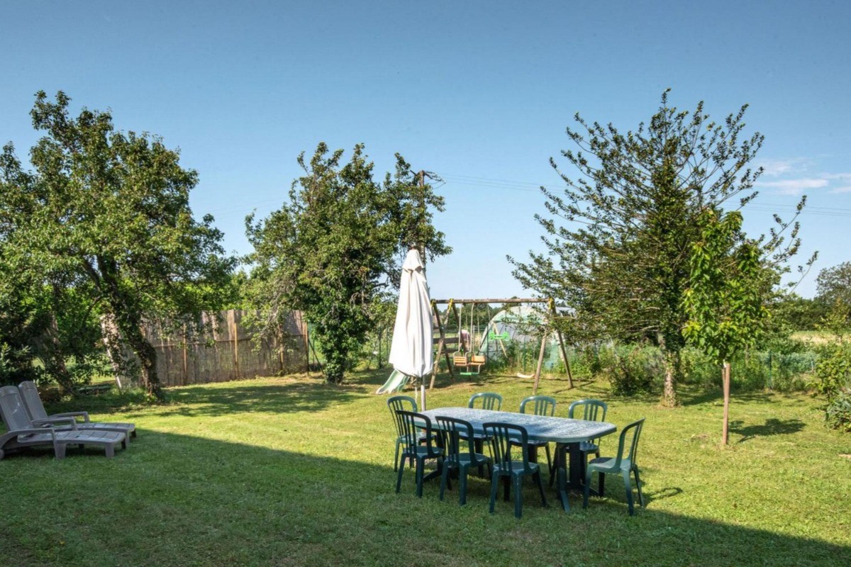 Le Clos des Buis - Détente au jardin côté ouest
