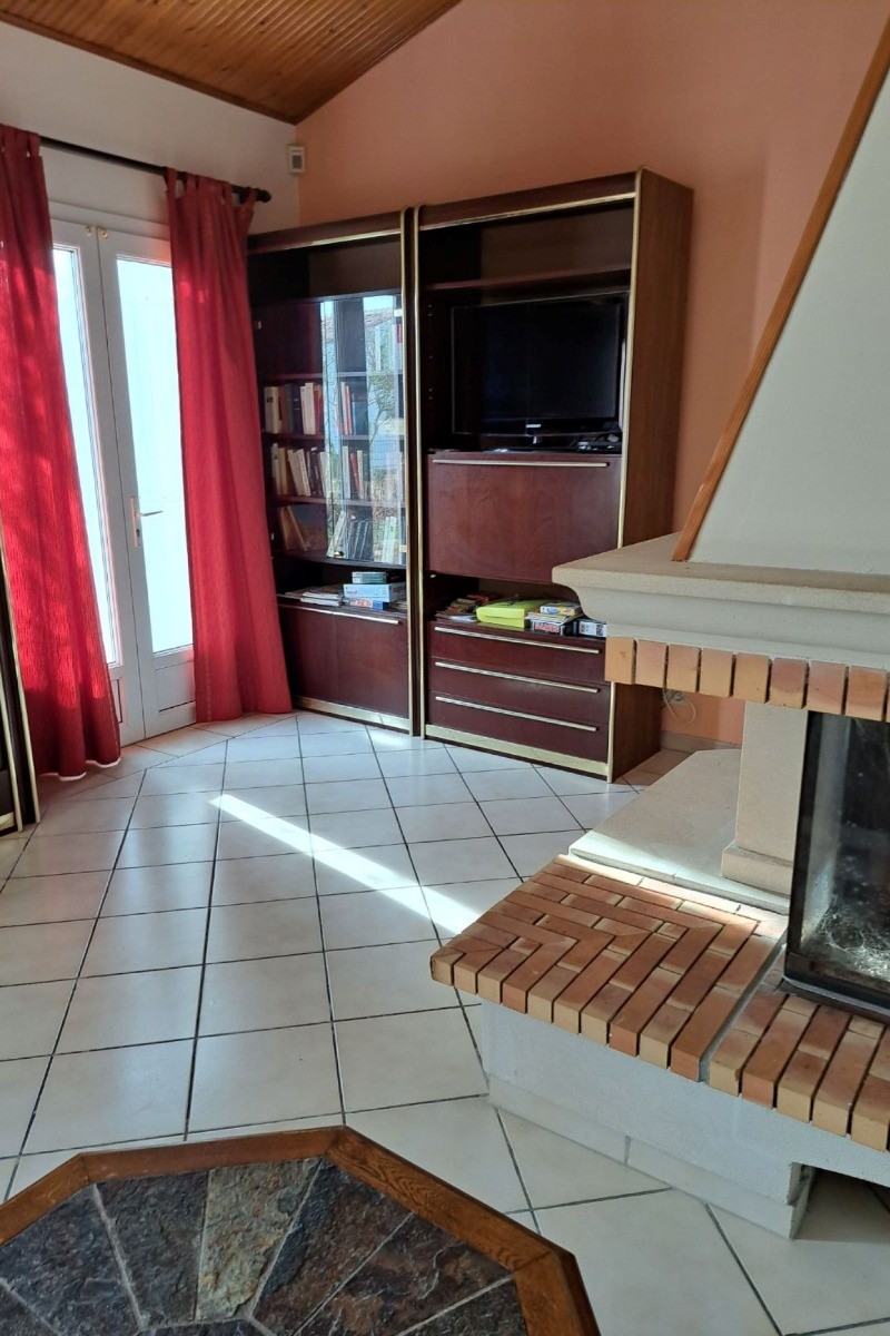 Maison familiale pour 6 personnes, avec jardin clos et garage, proche de la plage à pieds, St Denis d'Oléron, ile d'Oléron, en Charente maritime