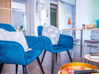 COIN SALON avec tv écran plat +wifi