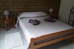 Gîte d'entre deux baies à Lépine - Chambre parentale