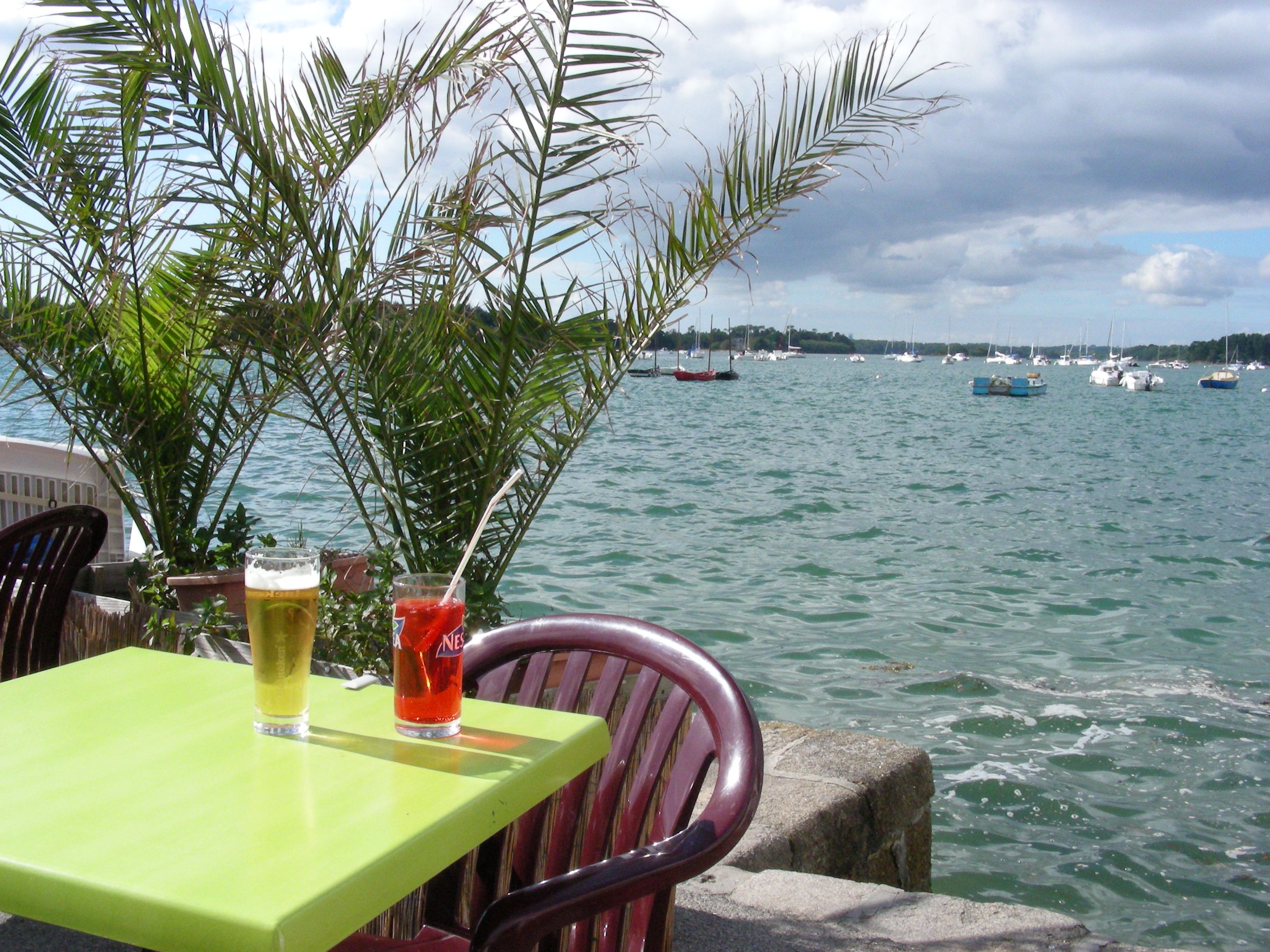 Un petit verre ..au port!