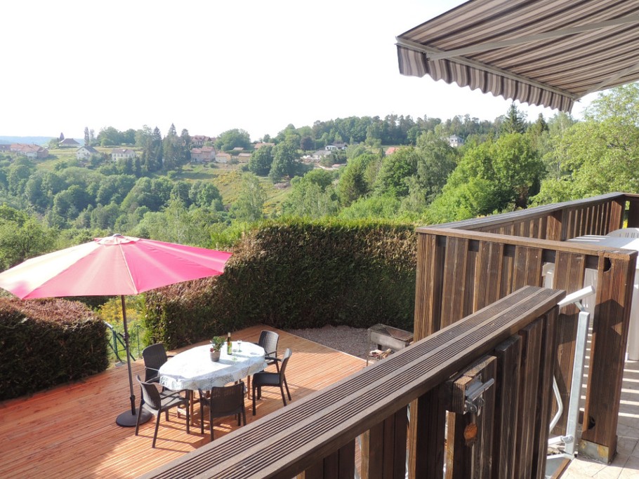 Vue du balcon et nouvelle terrasse bois