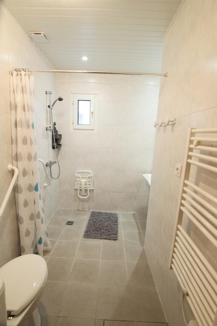 Salle d'eau du rez-de-chaussée