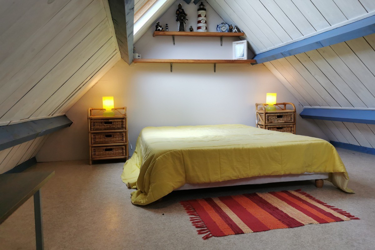 Mezzanine: Chambre avec lit 140