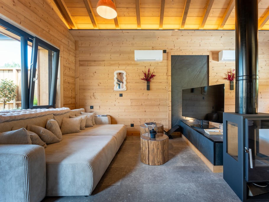 Fireplace lounge – Rock And Wood, Epic Chalets