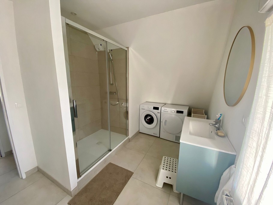 Photo n° 17 de la location