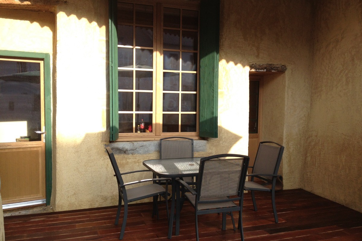 Terrasse côté rivière