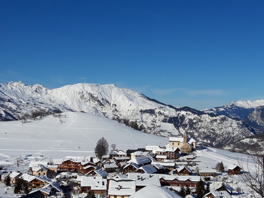 Village Albiez