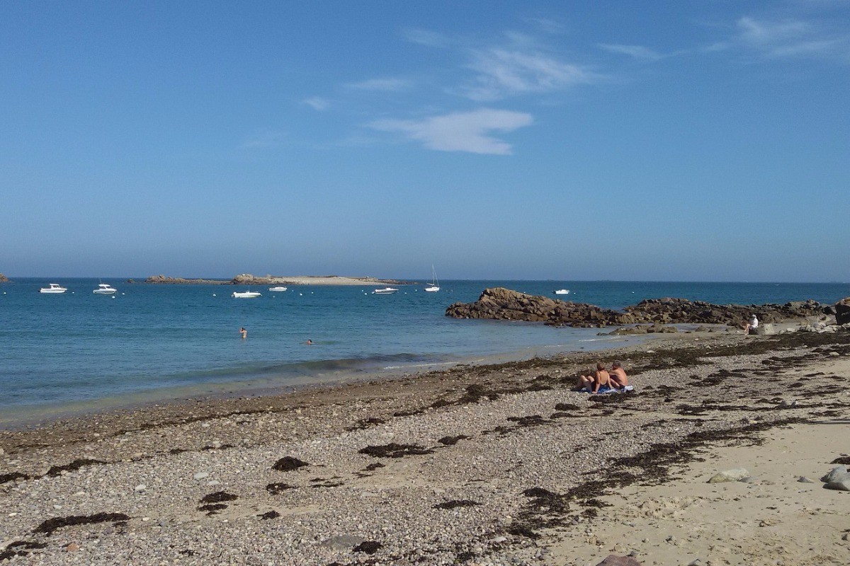 la mer est a quelques km ...