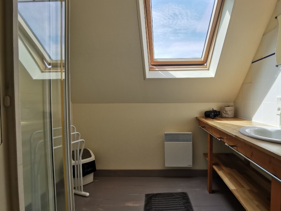Salle d'eau à l'étage
