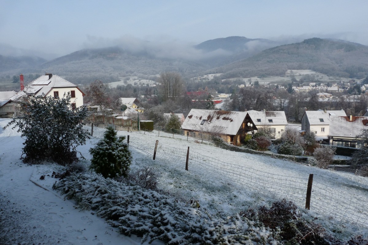 Vue sur la Vallée de la Doller depuis le chalet (décembre 2022)