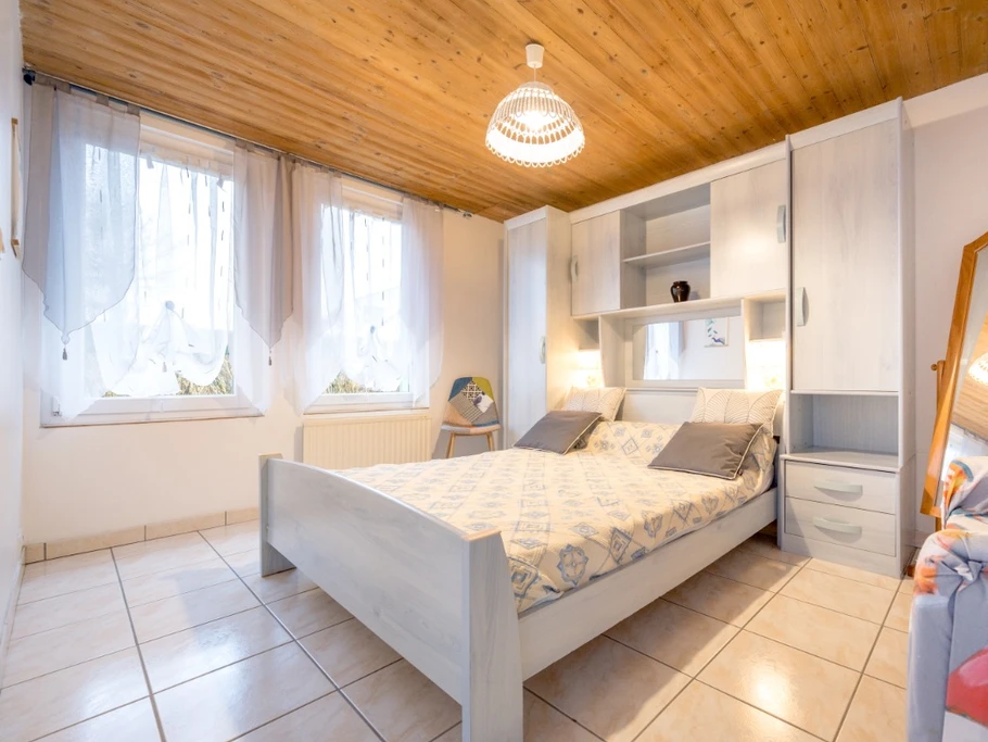 Via location de vacances , Clévacances  Chambre 2