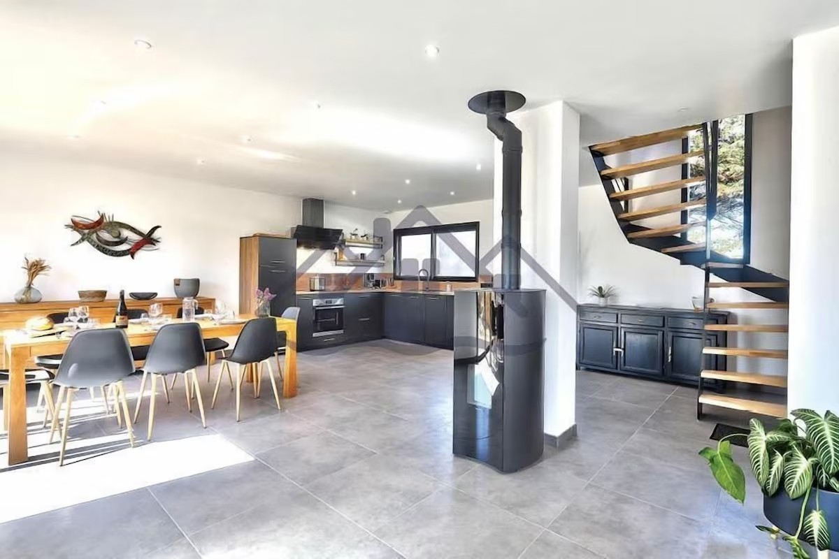 Photo n° 5 of the location