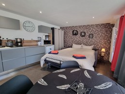 VUE DEPUIS LA PORTE D ENTREE