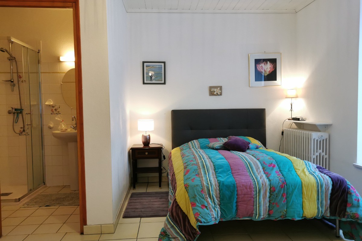 Chambre1 avec salle d'eau privative