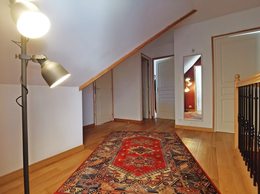 Etage: Mezzanine