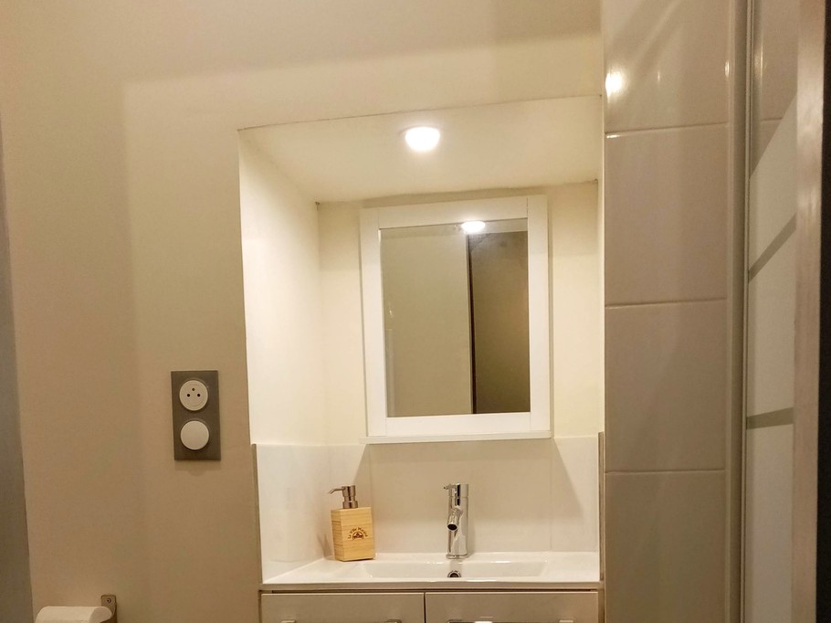 salle d'eau - chambre 1 lit double