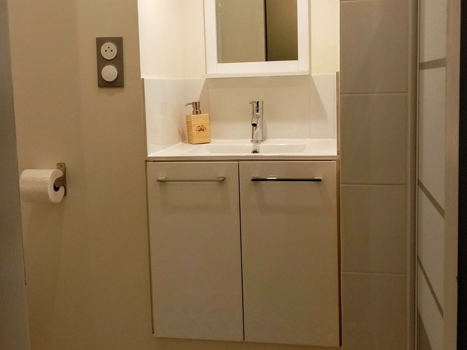 salle d'eau - chambre 1 lit double