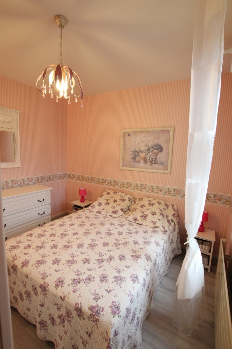 2ème chambre (lit 140X190)