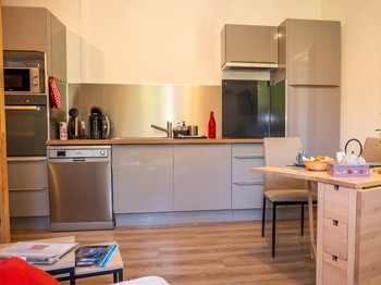 cuisine équipée LV+ LL+FRIGO CONGELATEUR+FOUR+PLAQUE VITRO